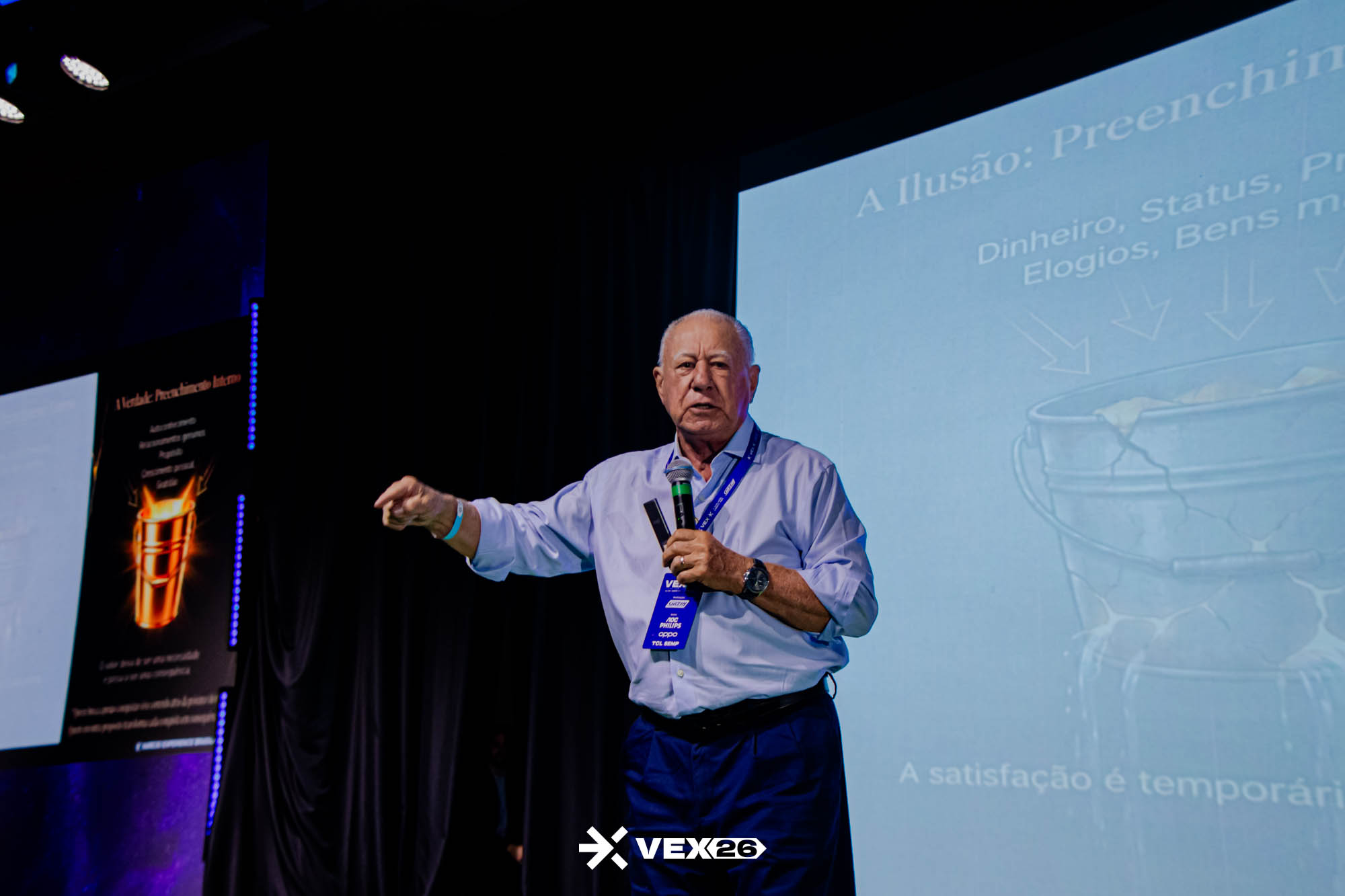 VEX 2026 encerra com reflexões sobre futuro, saúde e negócios e show de Alexandre Pires